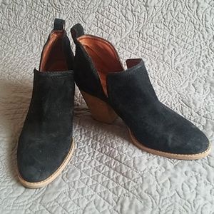 Jeffrey Campbell Rosalee Bootie- Black Oiled Suede